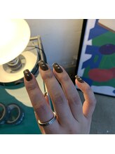 ムーイ 外苑前(mooi.)/brown×matte