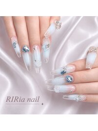 ブルーチーククリスタルネイル