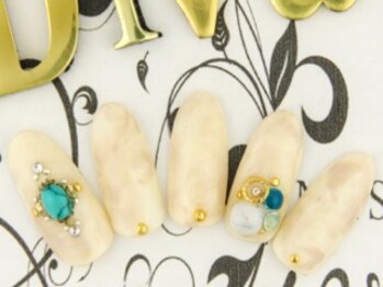 ネイルサロン ディーバ ギンザ(Nail salon Diva GINZA)/ターコイズ大理石¥8500