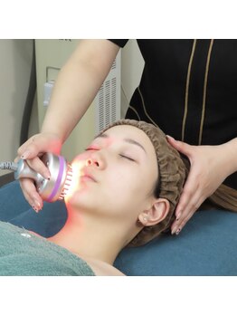 シレーヌ(Sirene)/肌質改善★LEDライトケア