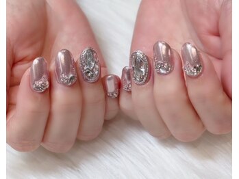 ネイルアンドアイラッシュスタジオ シュシュ(chouchou)/ピンクミラー・ストーン敷詰