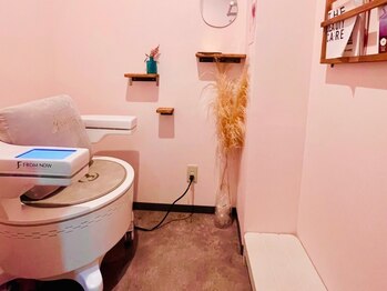 アンフェム(Anfem)/骨盤底筋トレーニングチェア