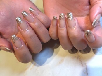 スリープラス(THReee+)/