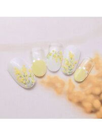 手描きミモザネイル