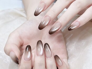 ミュウミュウ(miumiu)/ 爪に優しい美フォルムサロン