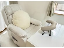 アセルクス 麻布十番(AceLuxe)の雰囲気（白を基調とした店内）