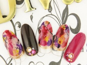 ネイルサロン ディーバ ギンザ(Nail salon Diva GINZA)/落書きフラワー¥9500