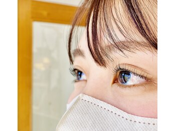 カバー(COVER)/まつ毛パーマ　根元立ち上げ