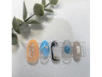 ドットビー(.Bee)/ポップなマリンネイル