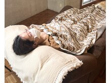 ルタンリッシュ(Le temps riche)の雰囲気（ふかふかのリクライニングソファで寛いでください♪）