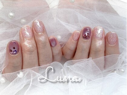 ネイルアンドまつ毛エクステ ルーナ イオンモール東久留米店の写真