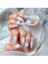 水色ドットフリルフレンチネイル