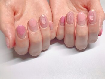アモールネイル(amor nail)/ピンク系ニュアンスネイル