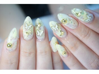 サロン デ ミランダ(Salon de Miranda)/