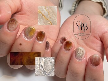 yellow×brownニュアンスネイル
