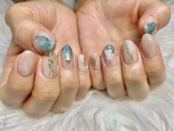 ブルーネイル(Blue Nail)の写真/カラ-・スト-ン・パ-ツ豊富!!繊細なペイントア-トも◎周りとかぶらない貴女だけのネイルをお楽しみ下さい♪
