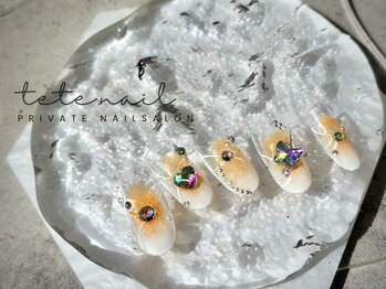 チーク×白グラデ×ワンホン
