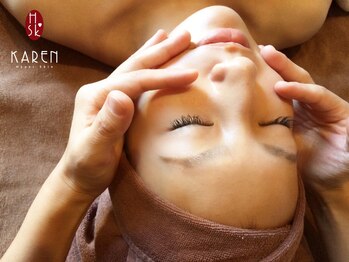 カレン 熊本店の写真/【艶肌リンパマッサージ￥14,520→￥7,260】デコルテから肩甲骨周りとお顔のオールハンドマッサージ☆