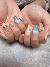 アティックネイルアトリエ(attic nail atelier)/持ち込みハワイネイル