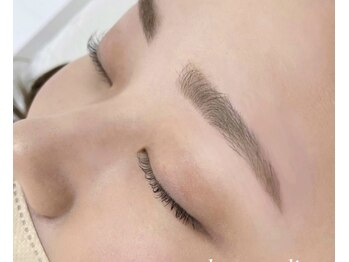 チーク 横浜店(cheek)/美眉スタイリング