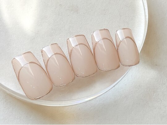 2025年冬】囲みミラーのネイルデザイン集｜人気順｜ホットペッパー  