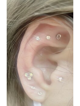 サニーハンド(Sunnyhand)/耳つぼ+デコ耳→2200円+2500円