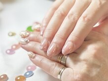 《40代からの大人ネイル》フォルムの美しさは折り紙付き☆