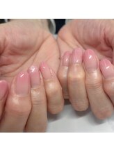 ネイルマムジジ(nailmum jiji)/ピンク　グラデーション