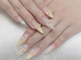 うるキラ輝く氷オーロラネイル