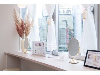 まつげエクステ専門店 エバーアイズ 池袋西口店(EVER EYES)/メイクブース