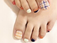 フレイムス アイラッシュ アンド ネイル(FRAMES)/チェックフットネイル