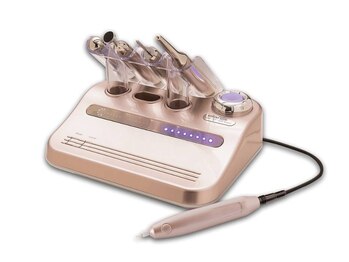 ディレイア ザ コスメ 有楽町マルイ店(direia the cosme)/●オセロマシン