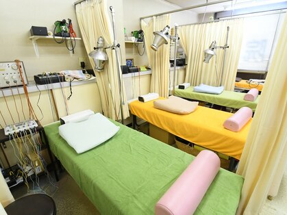 三室中央接骨院の写真