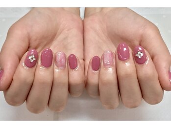 アイリッシュネイル 久屋大通店(Irish Nail)/キラキラストーン花ネイル