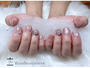 ネイル ボンボニエール 京阪シティモール天満橋店(Nail bonbonniere)/マグネットネイル