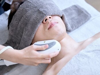 べセラ(BESERA)の写真/頑固な毛もしっかり脱毛できる最新マシン「脱毛したい、残したい」細かい要望に応えるオーダーメイド脱毛!