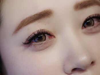 オーラ(AURA)の写真/トレンドのLC・LDカールも◎豊富なエクステでワンホンや束感エクステ・持続力にも自信あり♪