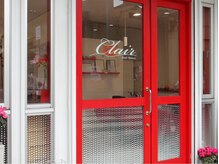 クレール(Clair)の雰囲気（セブンイレブンさんの向かい、赤と白を基調にしたお店です☆）