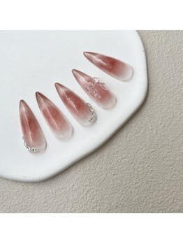 ラフィーナ(RAFFINA)/