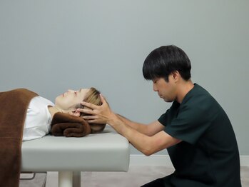 ネイルと整体 さつきの写真/作業療法士による本格整体。慢性的な肩こり・頭の疲れ・腰痛とリンパを意識した手技。カーテン仕切り半個室