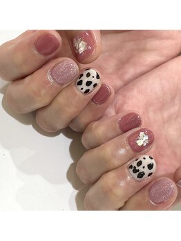 グラマラス プレジール 中野店(glamourous plaisir)/牛柄ネイル
