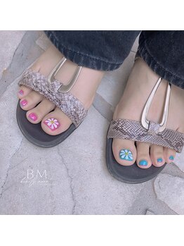 ビューティームーン(beauty moon)/フットお花♪