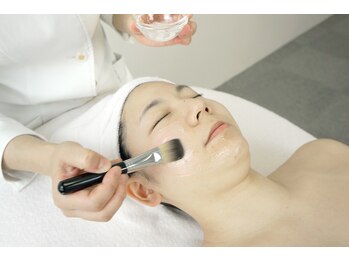 サロン ド ミコ(Salon de Mico)/泡の立たない高濃度炭酸パック