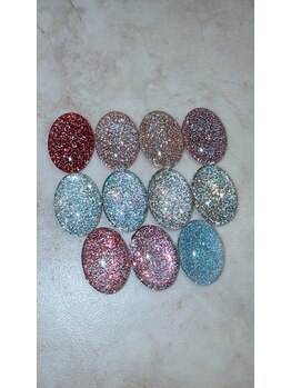 チャフ ネイルアンドアイラッシュ(CHAFF nail&eyelash)/フラッシュネイル(点灯時)