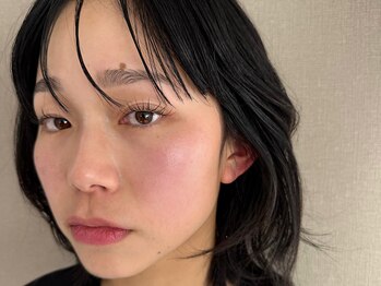 ジョリー(JOLi)の写真/眉毛や目のトータルバランスを見て貴方に合ったデザインをご提案♪ナチュラルな仕上がりですっぴん美人に◎