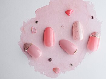 ネイルサロン パリスピンク(paris pink)の写真/自爪を痛めにくいフィルイン技法を採用◇お仕事上派手なネイルが出来ない方にも♪モチの良さも◎