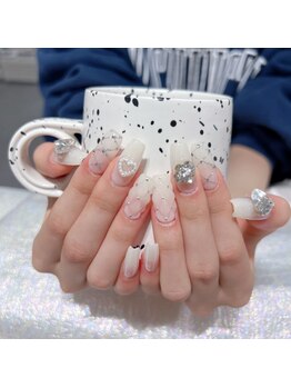 クイーンズビューティーサロン 歌舞伎町店(Queen's beauty salon)/スカルプアートやり放題つけ放題