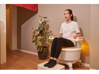 酵素の恵 松井山手店/骨盤底筋トレーニングマシーン