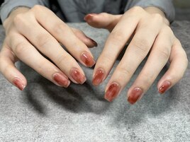 テラコッタカラーネイル