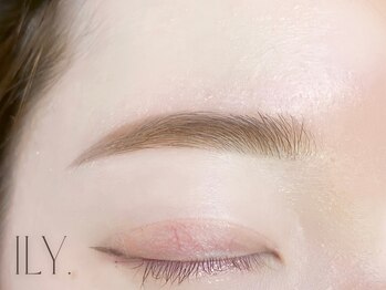 アイリー(ily)の写真/美しい眉毛でさらに印象UP!眉毛にコンプレックスがある方、整え方が分からない方も当店にお任せください♪